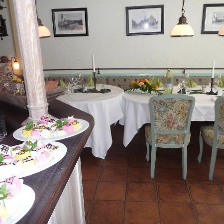 Zum Schwedenkonig Hotel Gadebusch Экстерьер фото