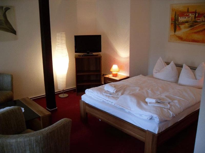 Zum Schwedenkonig Hotel Gadebusch Экстерьер фото